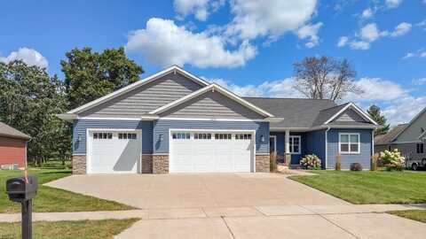 4915 Club House Lane, Eau Claire, WI 54703