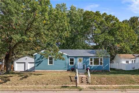 1109 Boulevard Place, Eau Claire, WI 54703