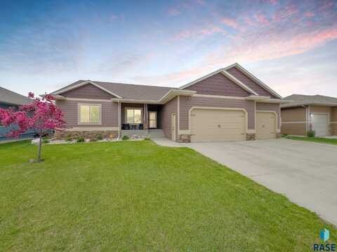 4708 E Mangrove St, Sioux Falls, SD 57110