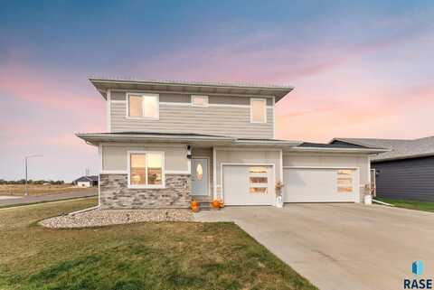 6309 S Burlow Trl, Sioux Falls, SD 57106