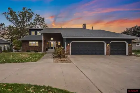 999 Shoreacres Drive Drive, Fairmont, MN 56031