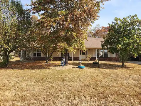 218 Cherokee Lane, Clarksville, AR 72830