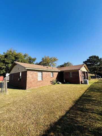 1405 N 3rd Street, Dardanelle, AR 72834