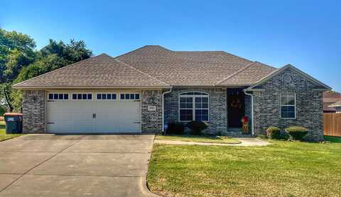 3983 Hemlock Lane, Russellville, AR 72802