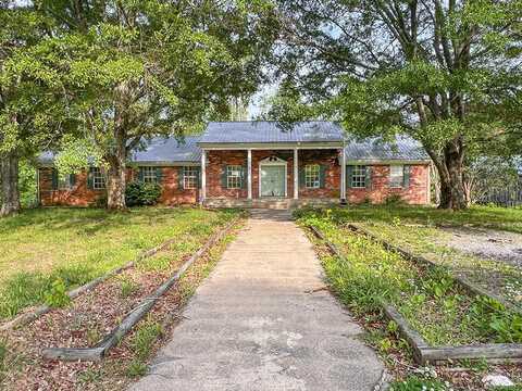 550 Oak Grove Road, Benton, TN 37307