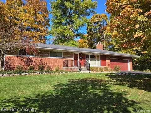 28401 Hawberry Road, Farmington Hills, MI 48331