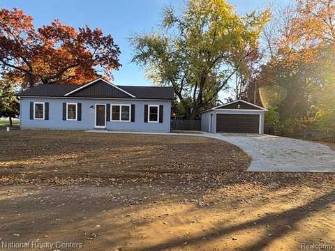 9303 Northeastern Street, White Lake, MI 48386