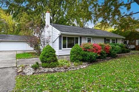 21565 ULRICH st Street, Clinton Township, MI 48036