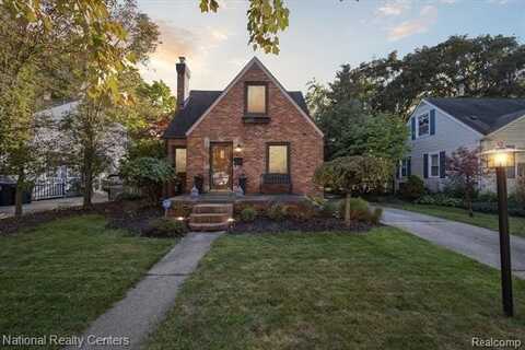 913 ORCHARD GROVE Drive, Royal Oak, MI 48067