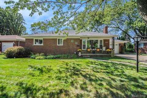 21636 LOUISE Street, Saint Clair Shores, MI 48081