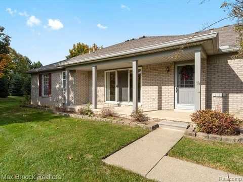 48489 HUDSON BAY Court, Shelby, MI 48315