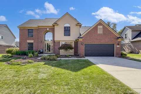 51171 W HILLS Drive, Plymouth, MI 48170