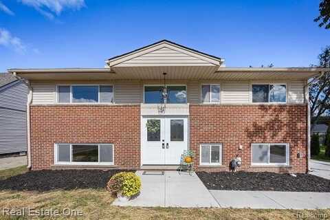 8075 OGDEN Drive, Sterling Heights, MI 48314