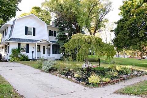 1611 6TH Street, Port Huron, MI 48060