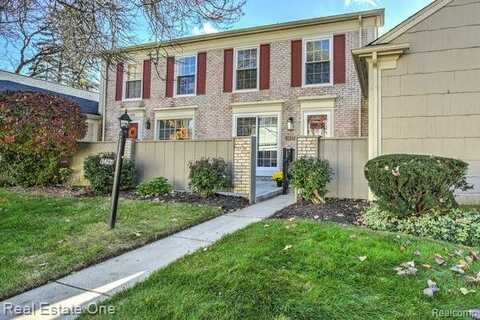 1427 Lantern Lane, Rochester Hills, MI 48306