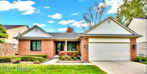 42688 COLORADO Drive, Clinton Township, MI 48036