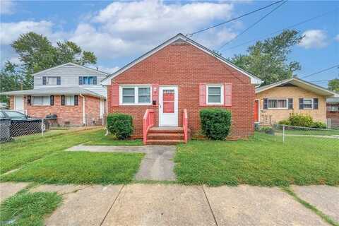 203 W Kelly Avenue, Hampton, VA 23663