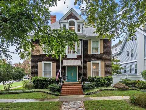 1301 Stockley Gardens, Norfolk, VA 23517