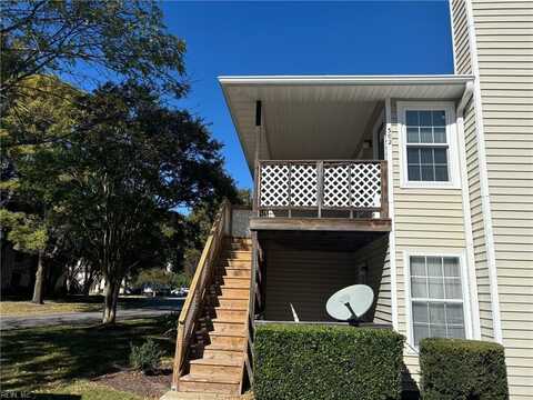 302 Thalia Station Court, Virginia Beach, VA 23452