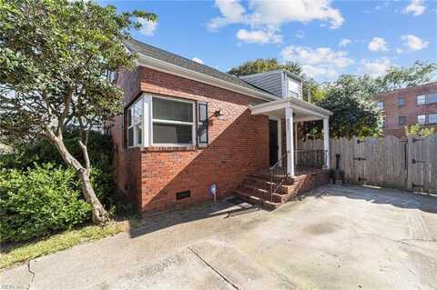 827 Harrington Avenue, Norfolk, VA 23517