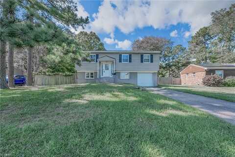 669 Lamplight Lane, Virginia Beach, VA 23452