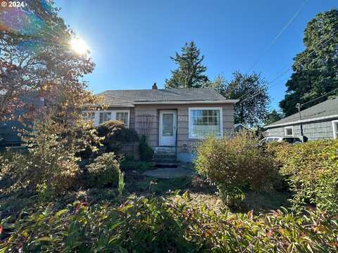 1225 NE 76TH AVE, Portland, OR 97213