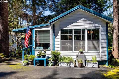 3700 N HIGHWAY 101, Depoe Bay, OR 97341