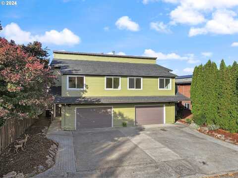 1710 B ST, Hood River, OR 97031