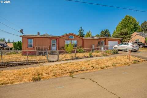 541 NE C ST, Willamina, OR 97396