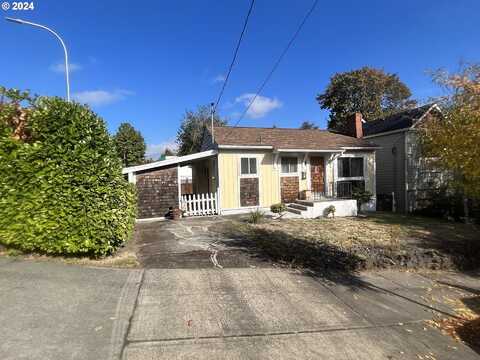 109 S LOWELL ST, Portland, OR 97239