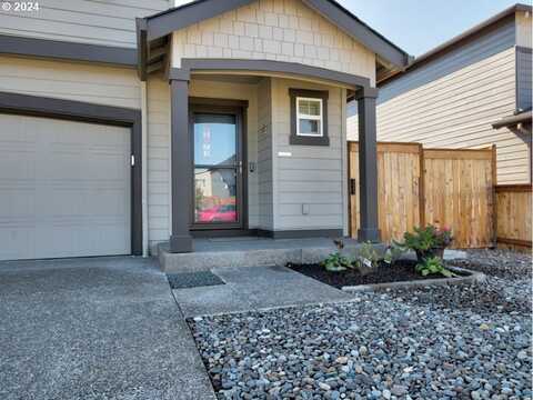 4820 NAVIGATION AVE, Salem, OR 97305