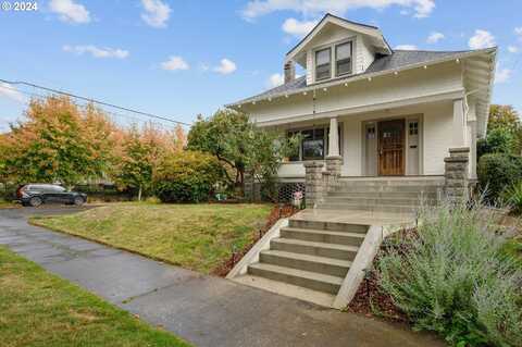 3972 N COLONIAL AVE, Portland, OR 97227