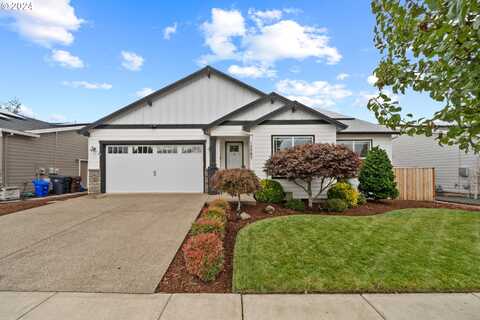 12083 HAZELNUT AVE, Oregon City, OR 97045