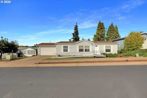 560 PATRICK LOOP, Cottage Grove, OR 97424