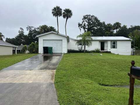 2373 SW Wynnewood Street, Port Saint Lucie, FL 34953