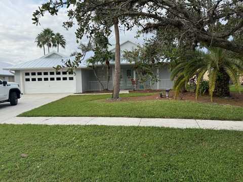 419 SW Sweetwater Trail, Port Saint Lucie, FL 34953