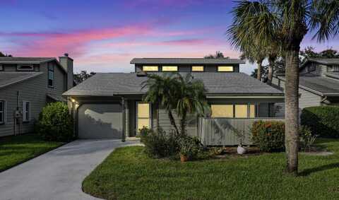 911 NE Dahoon Terrace, Jensen Beach, FL 34957