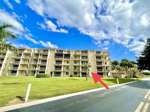 901 SW Seafarer Circle, Jupiter, FL 33477