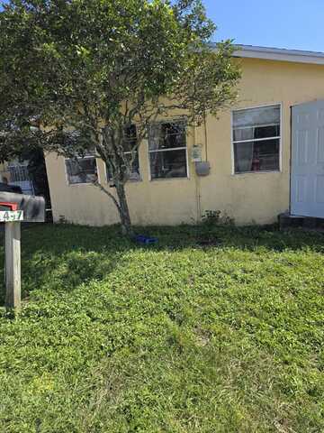 1497 Silver Beach Road, Riviera Beach, FL 33404