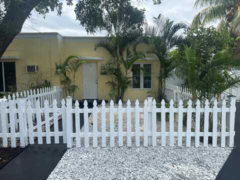 711 4th Avenue S, Lake Worth, FL 33460