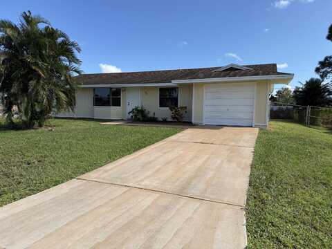 444 SW Meadow Terrace, Port Saint Lucie, FL 34984