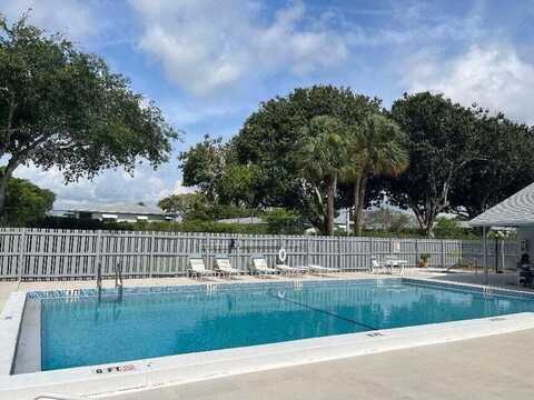 2320 Germantown Road, Delray Beach, FL 33445