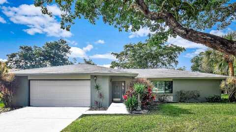 2394 NW 7th Court, Delray Beach, FL 33445