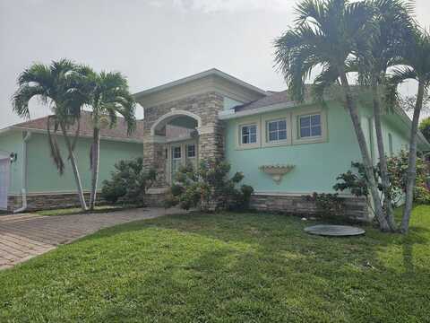 3602 SW Savona Boulevard, Port Saint Lucie, FL 34953