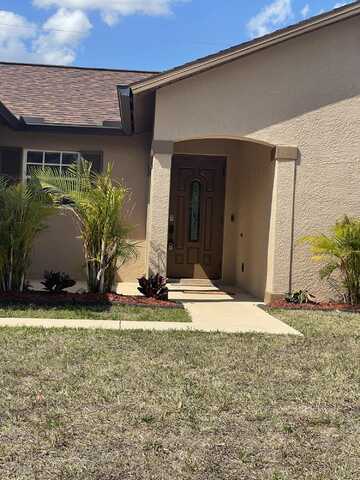 604 Thomas Sherwin Avenue S, Lehigh Acres, FL 33974