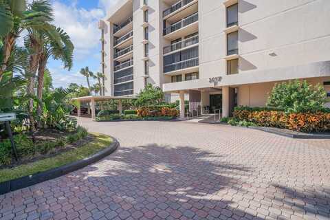 2697 N Ocean Boulevard, Boca Raton, FL 33431