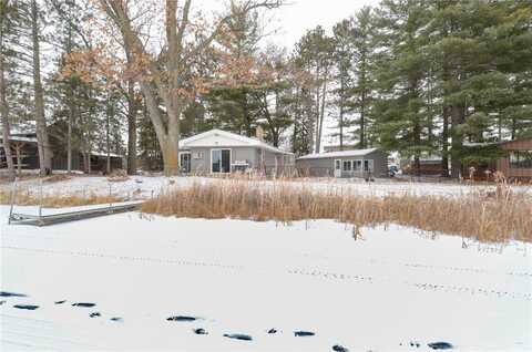 415 S River Bay, Spooner, WI 54801