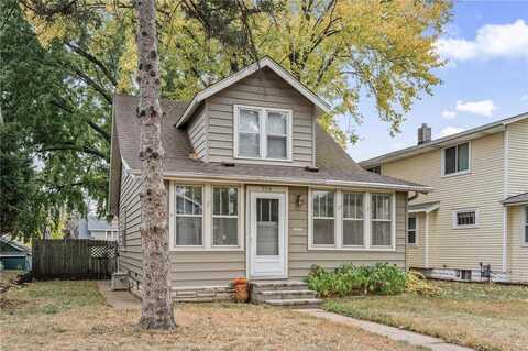 984 Cook Avenue E, Saint Paul, MN 55106