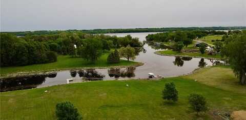48105 Isaak Lane, Big Stone City, SD 57216
