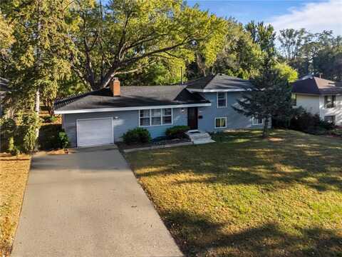 4724 Oxborough Lane, Bloomington, MN 55437